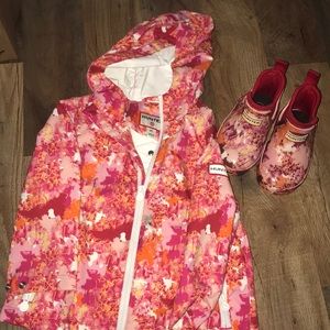 Hunter rain coat and rain boots